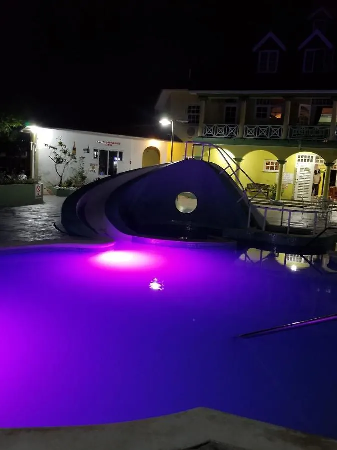 Rosi Ocean Sand Hotel Apt Ocho Rios