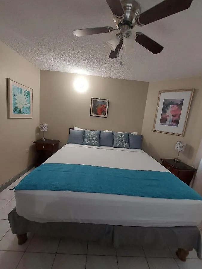 ***  Rosi Ocean Sand Hotel Apt Ocho Rios Jamaica